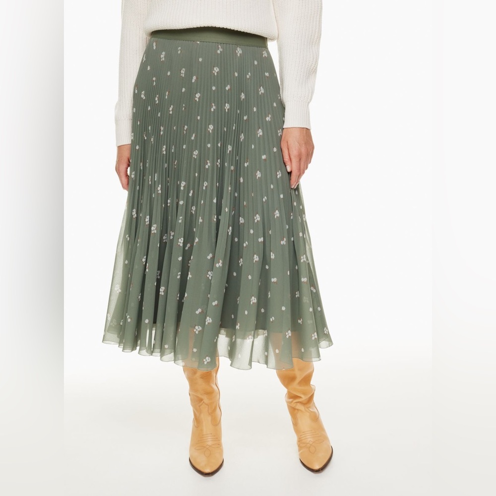 Aritzia Wilfred twirl midi skirt, bitter sage and white, size small